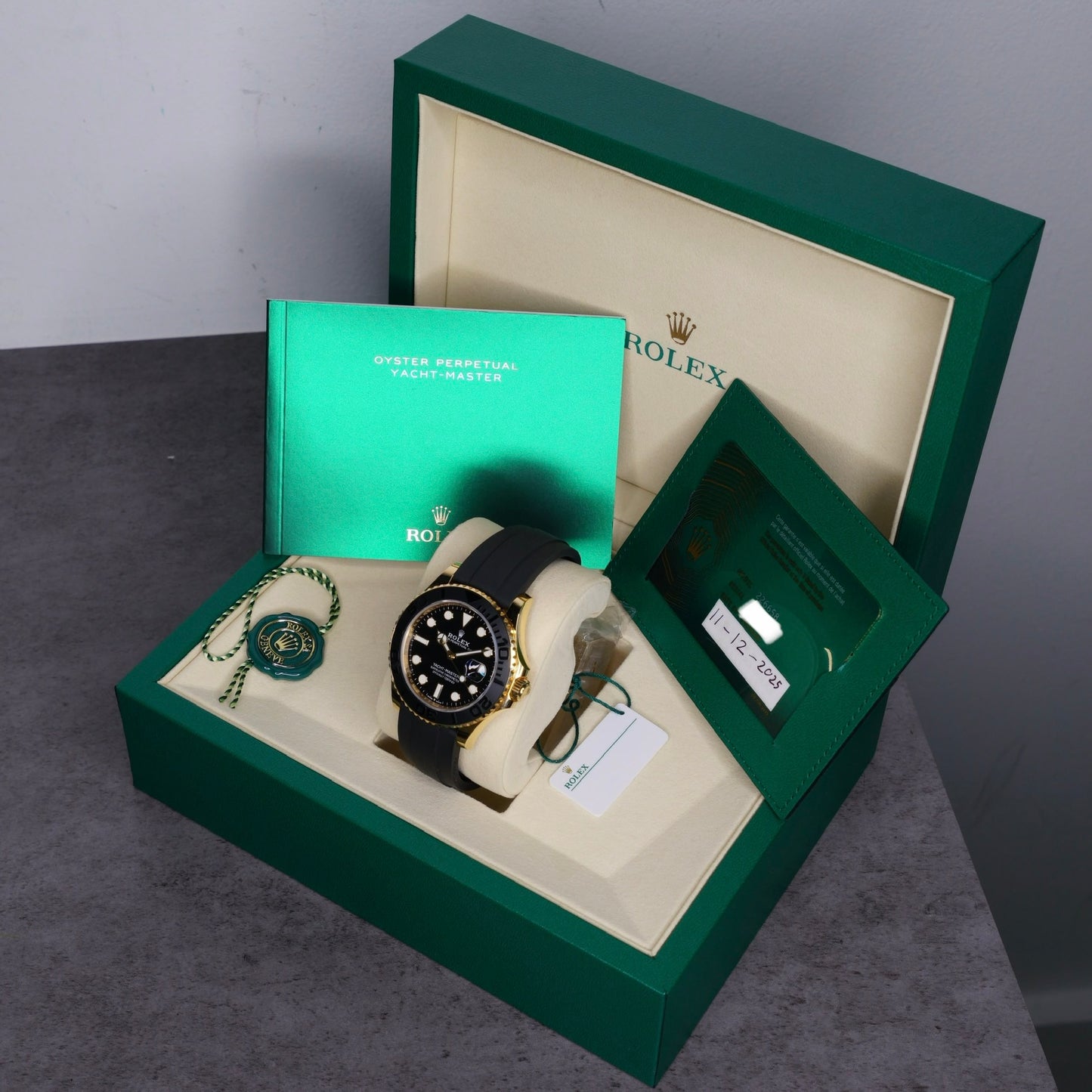 Rolex Yacht-Master 226658 Black Dial Yellow Gold Oysterflex 40mm 2025