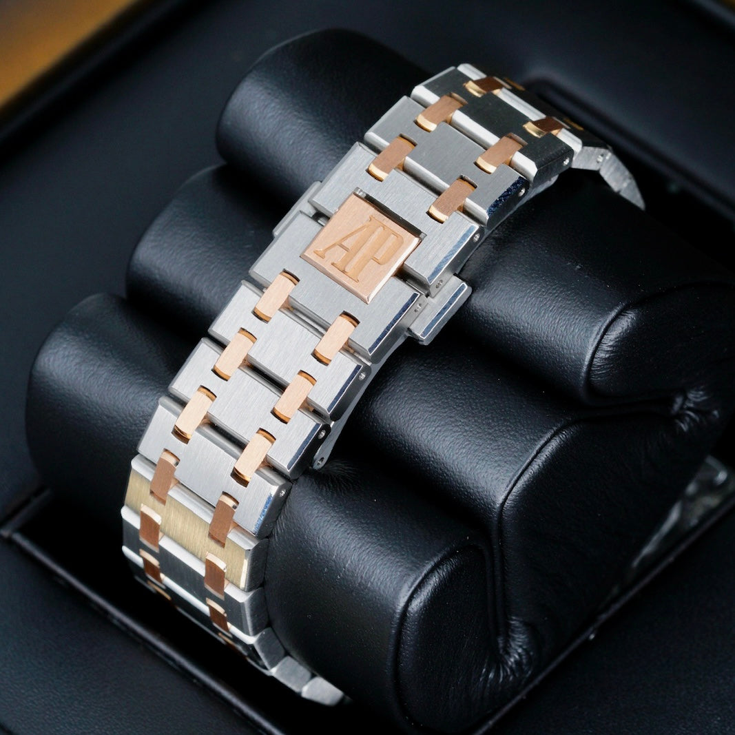 Audemars Piguet Royal Oak 15400SR White Dial Two-Tone Rose Gold & Steel