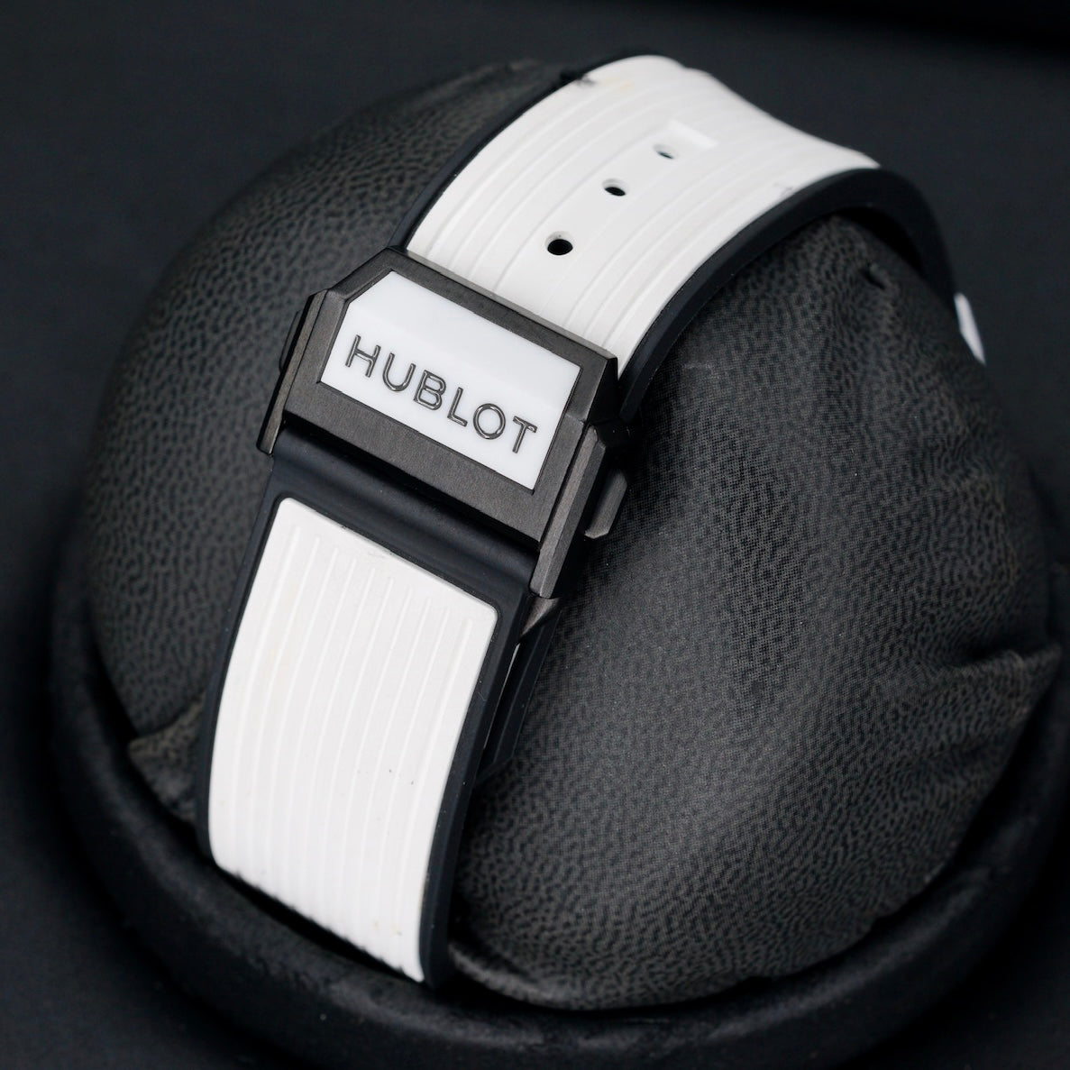 Hublot Spirit Of Big Bang 601.HX.0173.LR Skeleton Dial White Ceramic 45mm