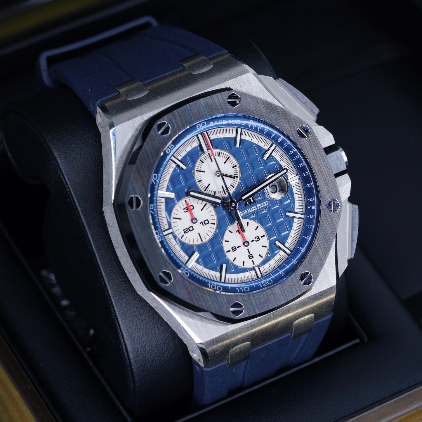Audemars Piguet Royal Oak Offshore 26401PO.00.A018CR.01 Blue Dial Platinum Chronograph 44mm