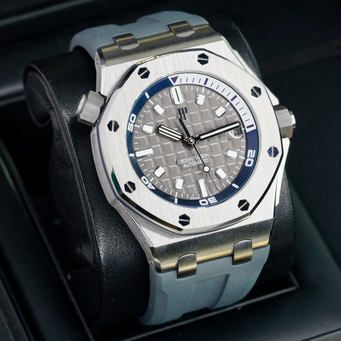 Audemars Piguet Royal Oak Offshore Diver 15720ST.OO.A009CA.01 Grey Dial Stainless Steel Rubber Strap 42mm