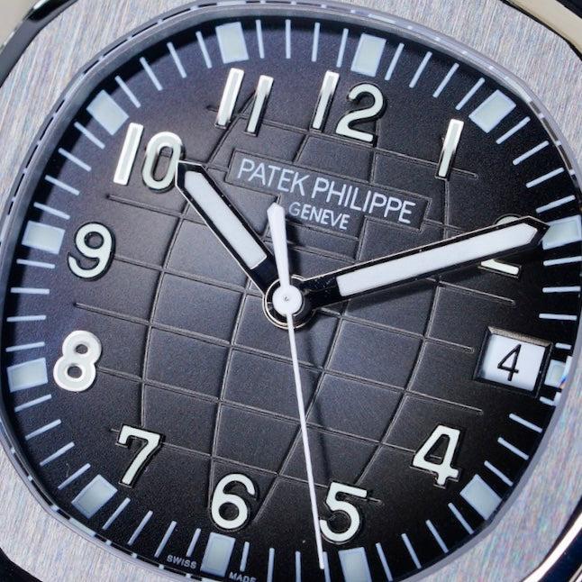 Patek Philippe Aquanaut 5167/1A-001 “BLACK AQUA” Black Smoked Dial Stainless Steel Tropical & Steel Bracelet 40mm 2020