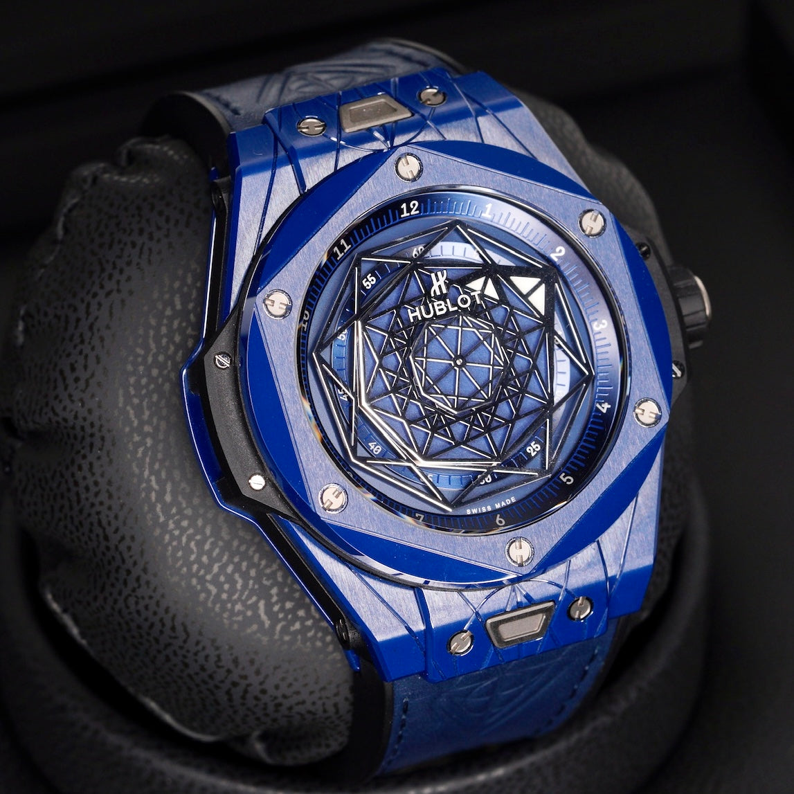 Hublot Big Bang Unico 415.EX.7179.VR.MXM19 “SANG BLEU” Geometric Dial Blue Ceramic Blue Strap 45mm