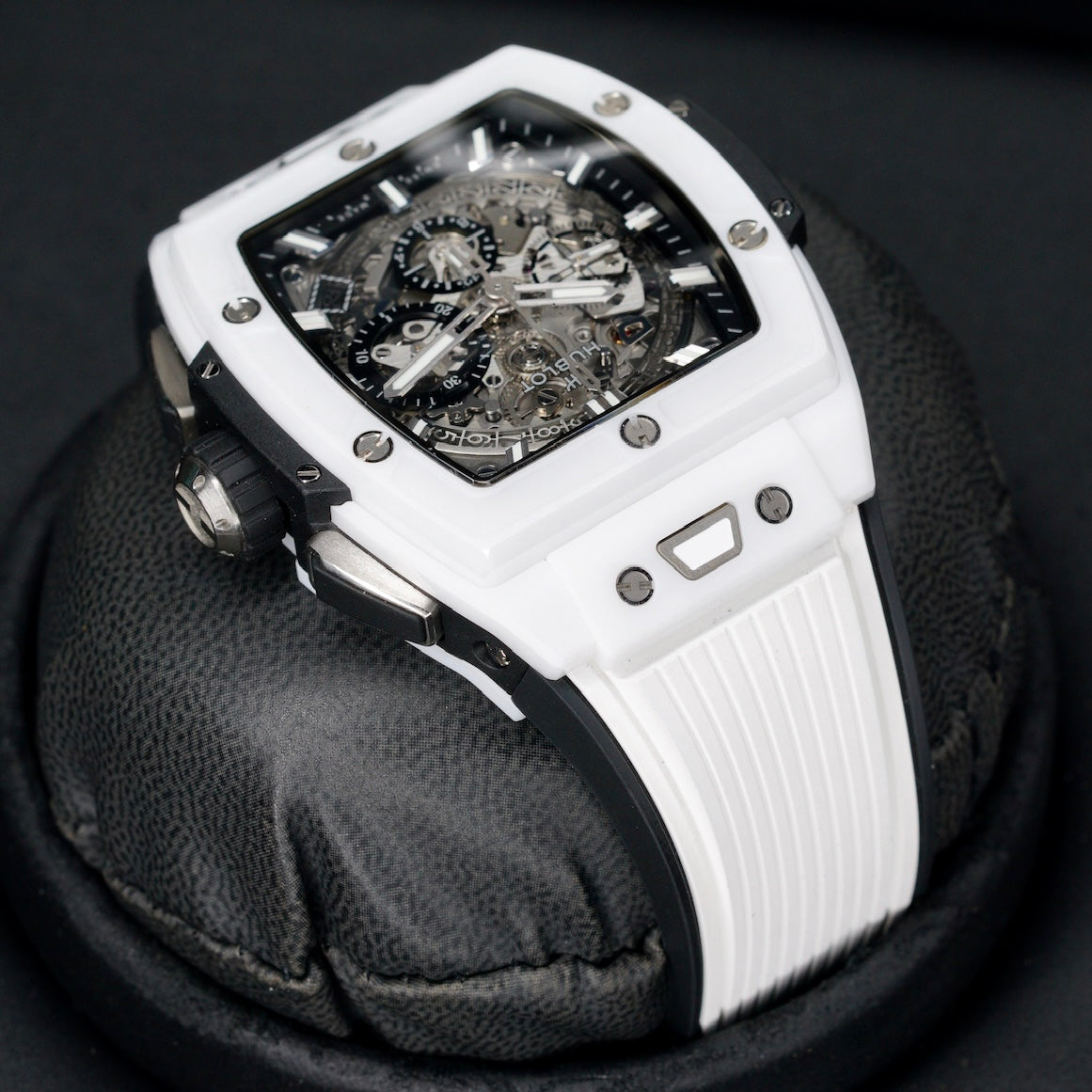 Hublot Spirit Of Big Bang 601.HX.0173.LR Skeleton Dial White Ceramic 45mm