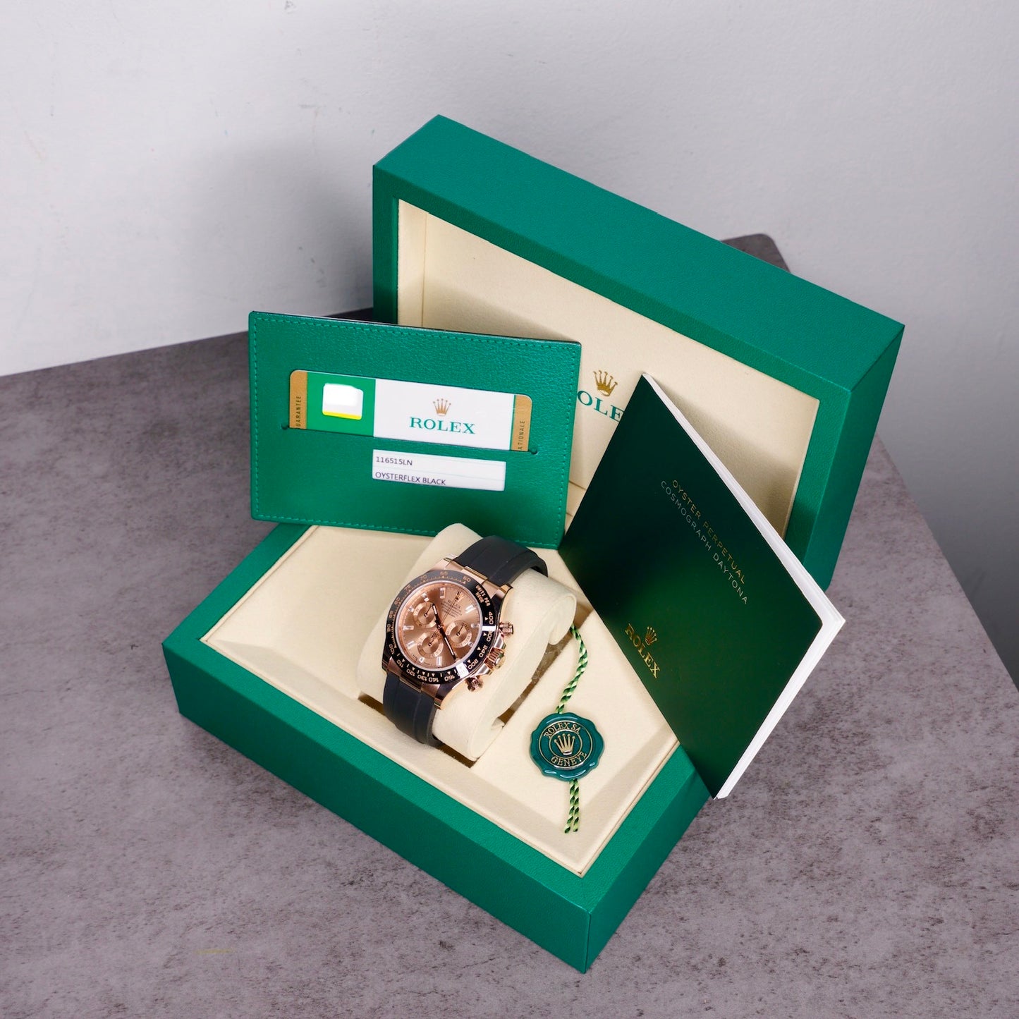 Rolex Daytona 116515LN “PINK BAGUETTES” Pink Baguettes Dial Rose Gold Oysterflex 40mm 2018