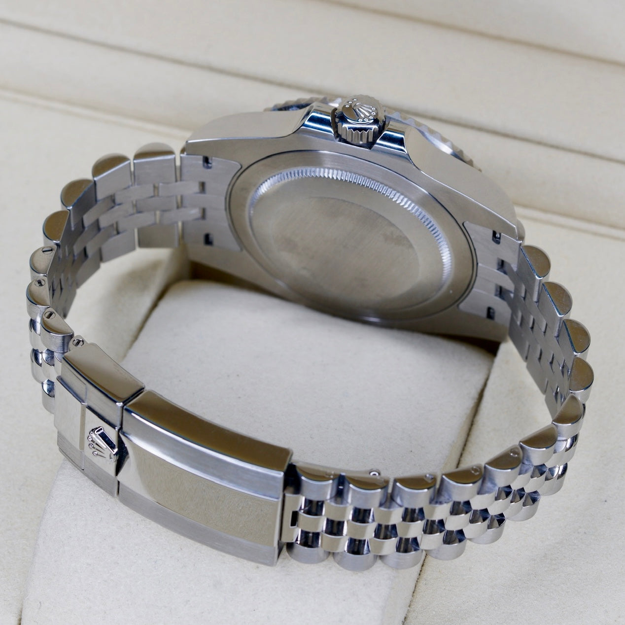 Rolex GMT-Master II 126710BLNR “BATGIRL” Black Dial Blue & Black Bezel Stainless Steel Jubilee 40mm 2023