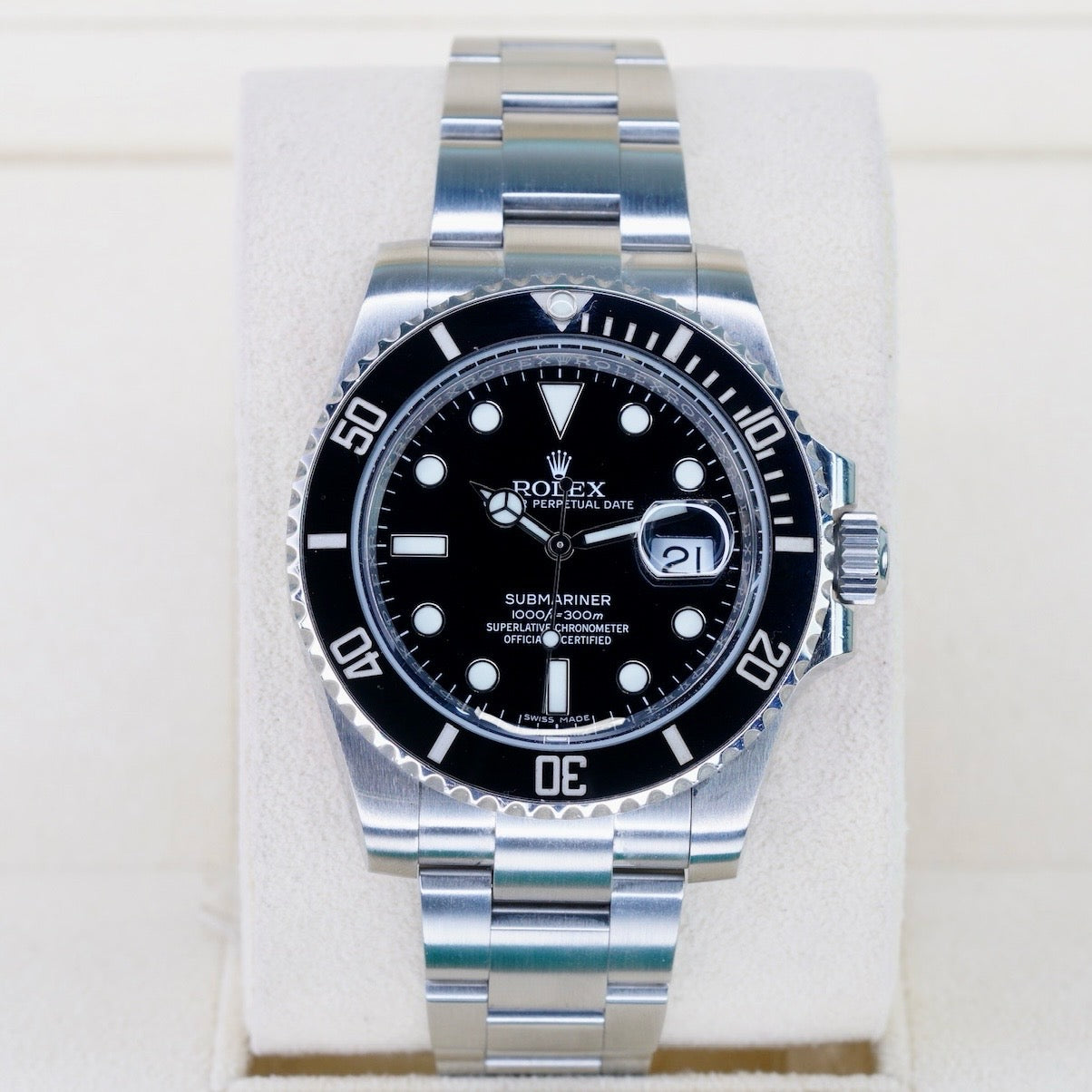 Rolex Submariner Date 116610LN Black Dial & Bezel Stainless Steel 40mm