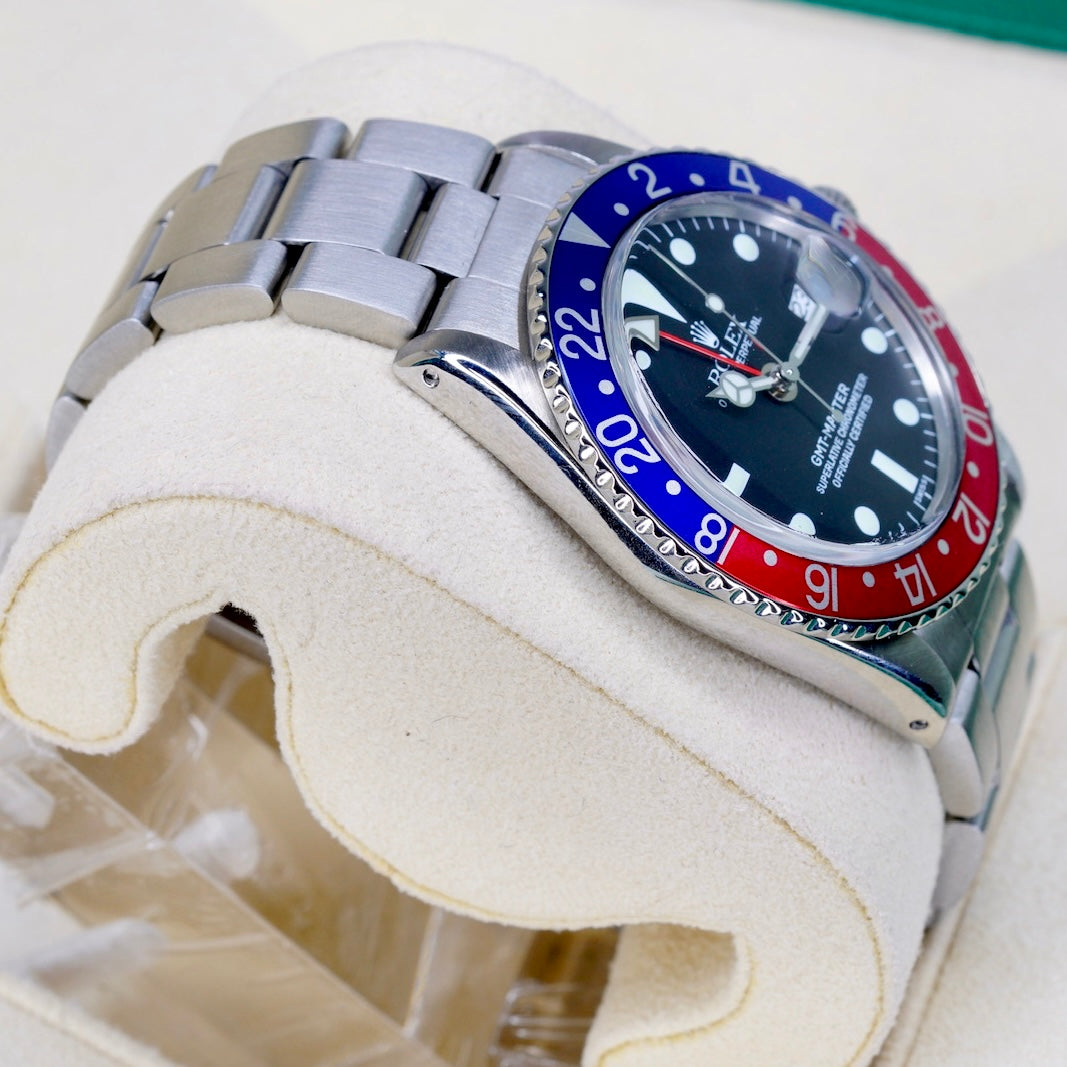 Rolex GMT-Master 1675 “PEPSI” Black Dial Red & Blue Bezel Stainless Steel 40mm