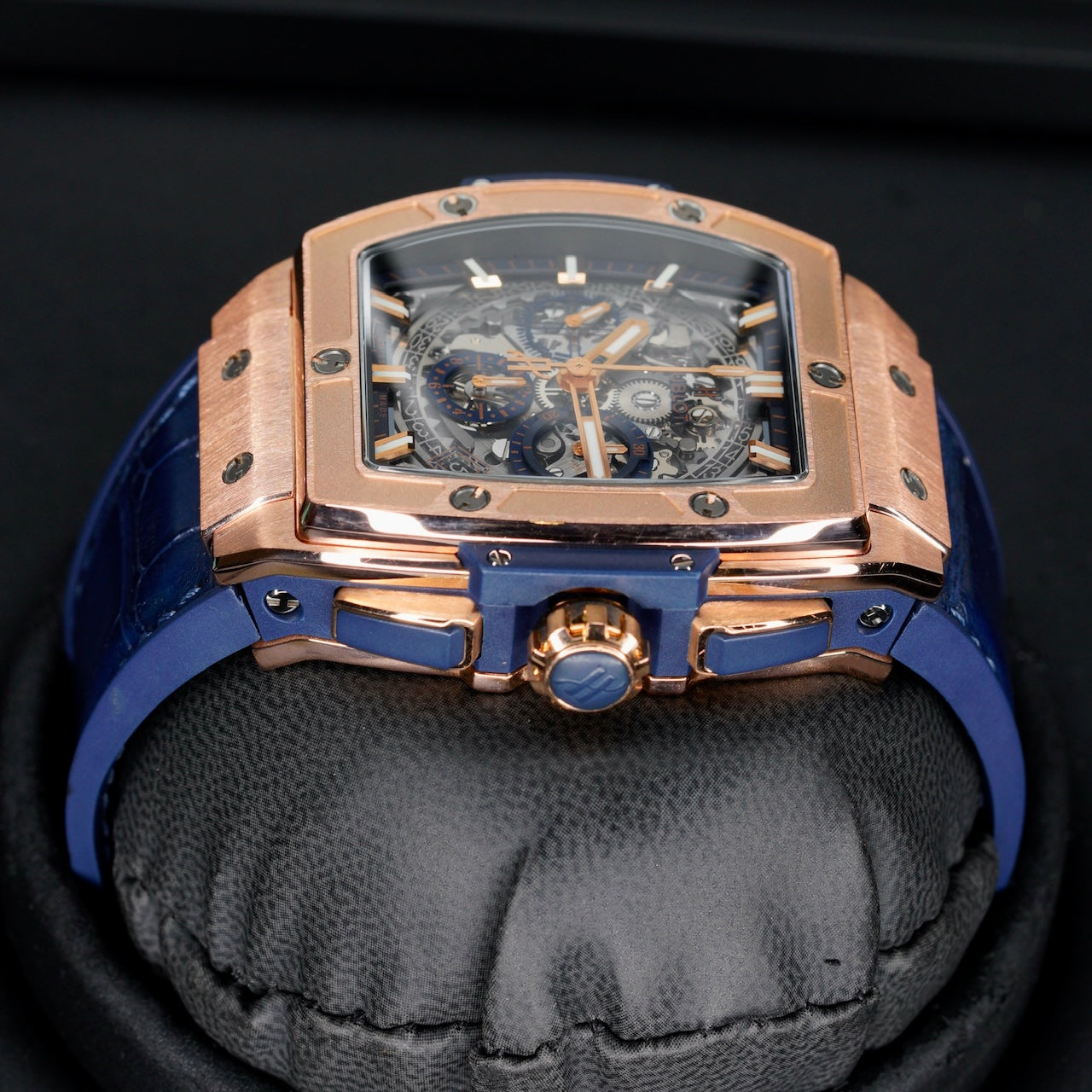Hublot Spirit Of Big Bang 641.OX.7180.LR “KING BLUE” Skeleton Dial King Gold 42mm