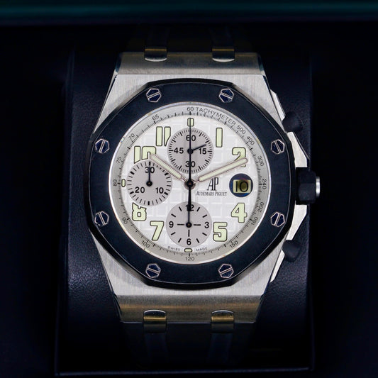 Audemars Piguet Royal Oak Offshore 25940SK.OO.D002CA.02.A “RUBBERCLAD” White Dial Black Sub Dial Stainless Steel Rubber Strap 42mm
