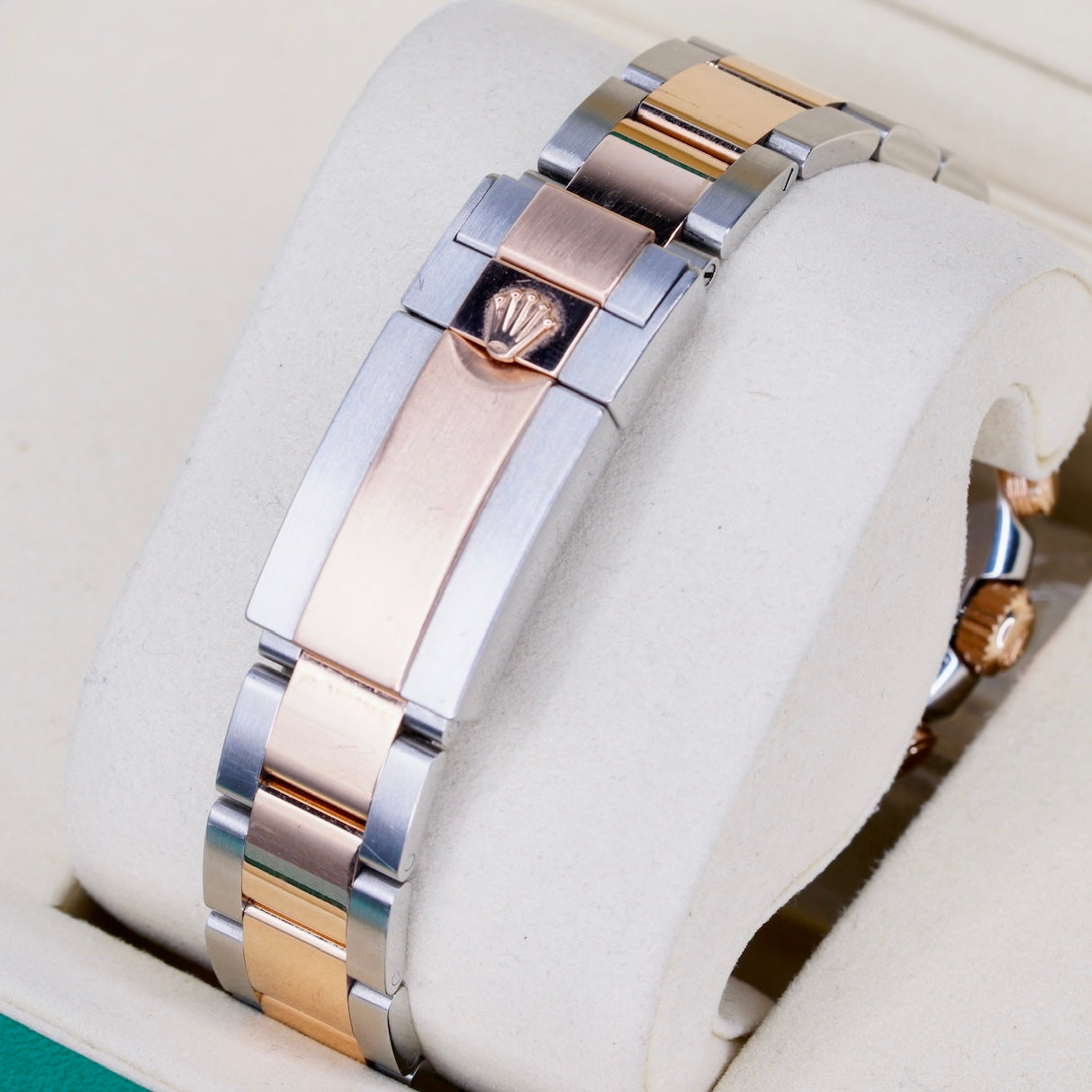 Rolex Yacht-Master II 116681 “MERCEDES HANDS” White Dial Mercedes Hands Two-Tone Rose Gold & Steel 44mm 2019
