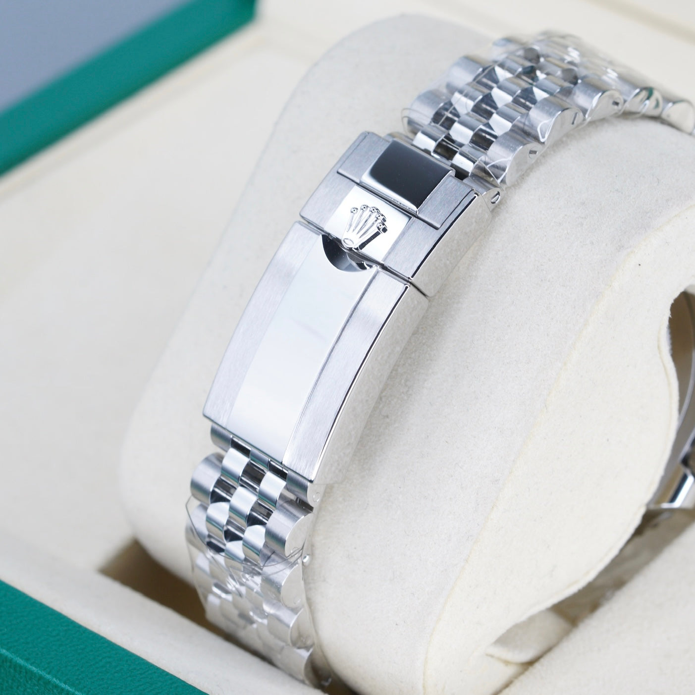 Rolex NEW 2026 GMT-Master II “BRUCE WAYNE” Black Dial Grey & Black Bezel Stainless Steel Jubilee 40mm