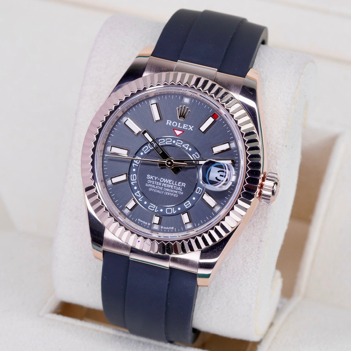 Rolex Sky-Dweller 326235 Rhodium Dial Rose Gold Oysterflex 42mm