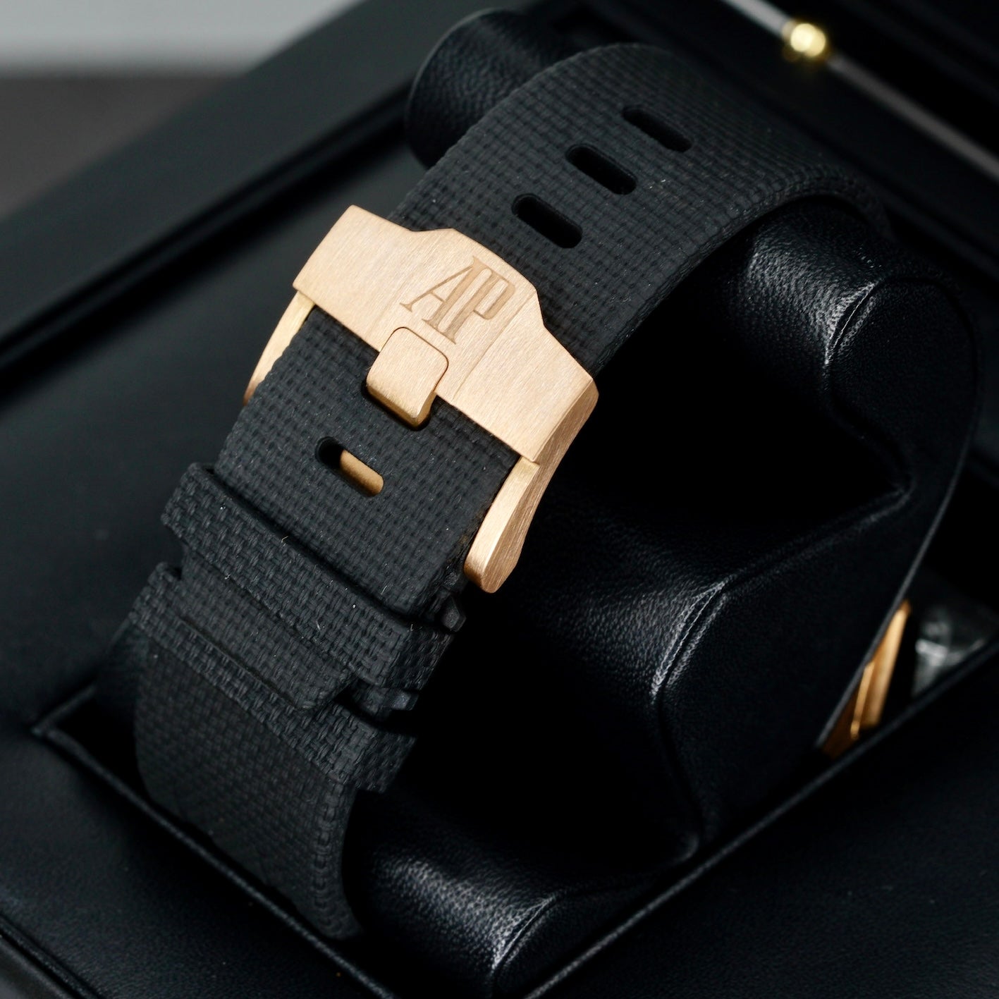 Audemars Piguet Royal Oak Offshore 26405NR.OO.A002CA.01 Grey Smoked Dial Rose Gold & Ceramic 44mm