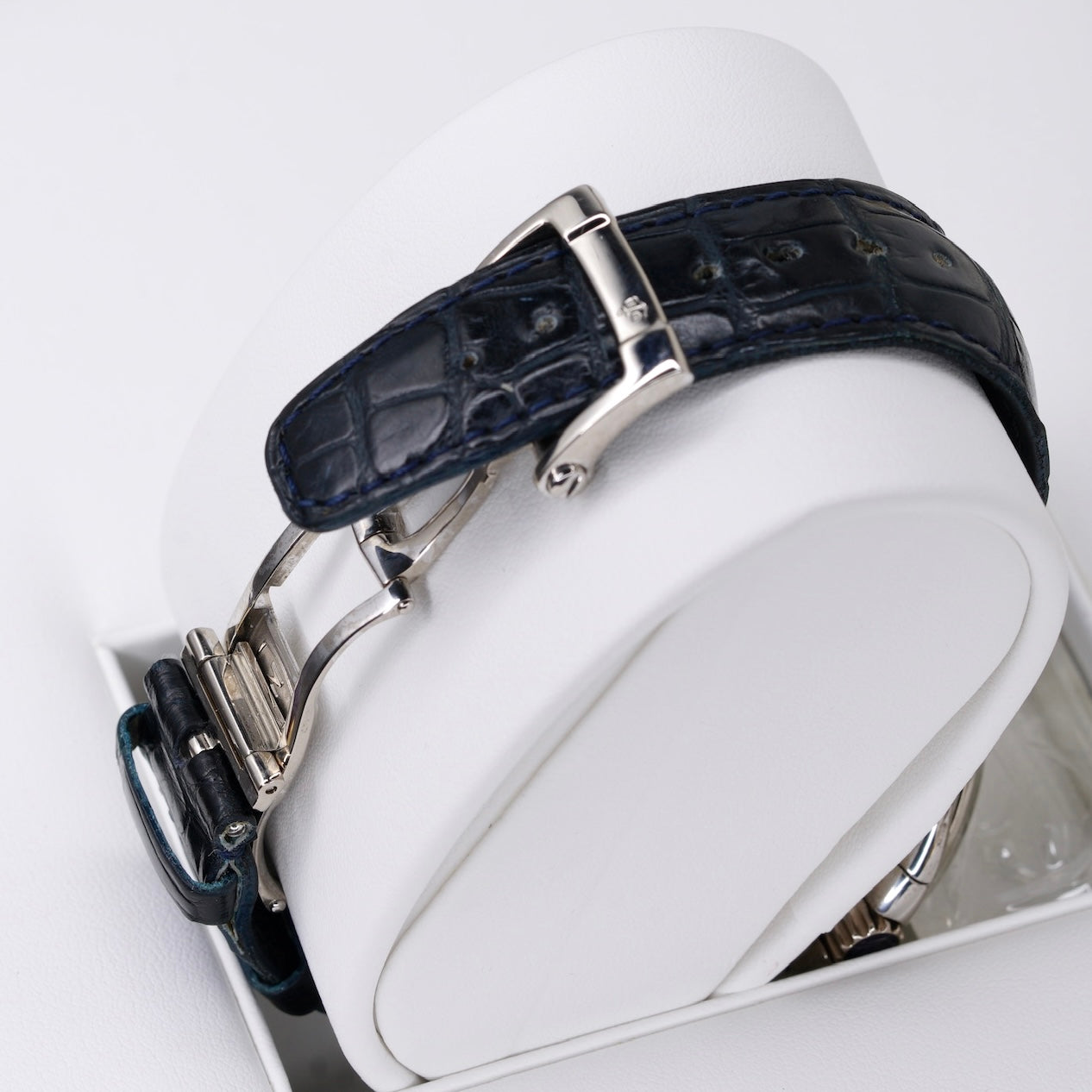 Ulysses Nardin 670-88/213 “SONATA” Dual Time White Gold Leather Strap