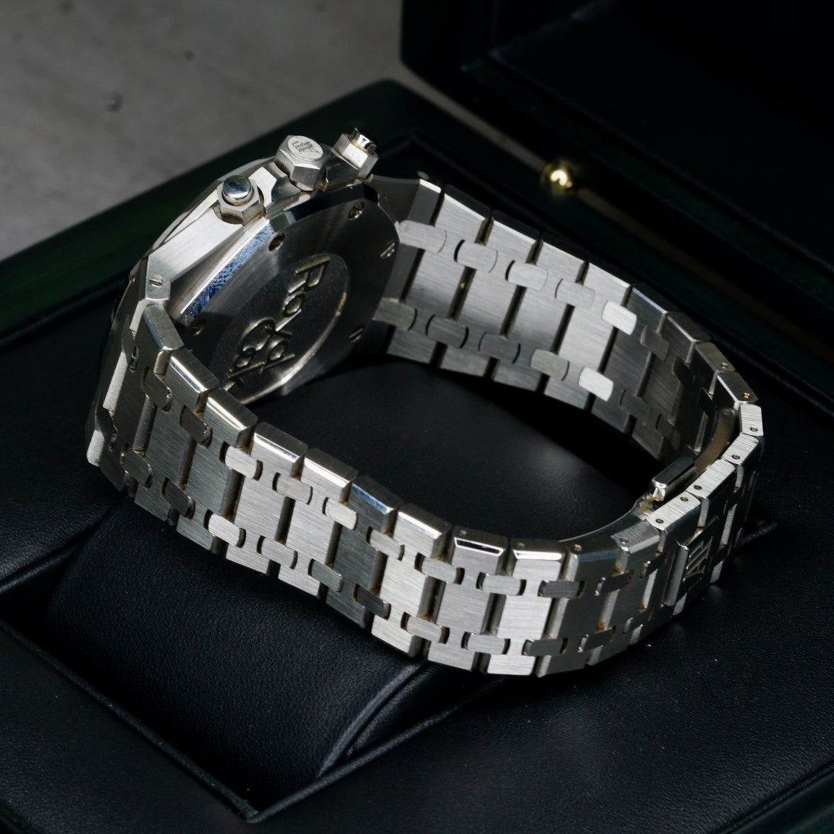 Audemars Piguet Royal Oak 26331ST.OO.1220ST.01 “BLUE OAK” Blue Dial Stainless Steel 41mm