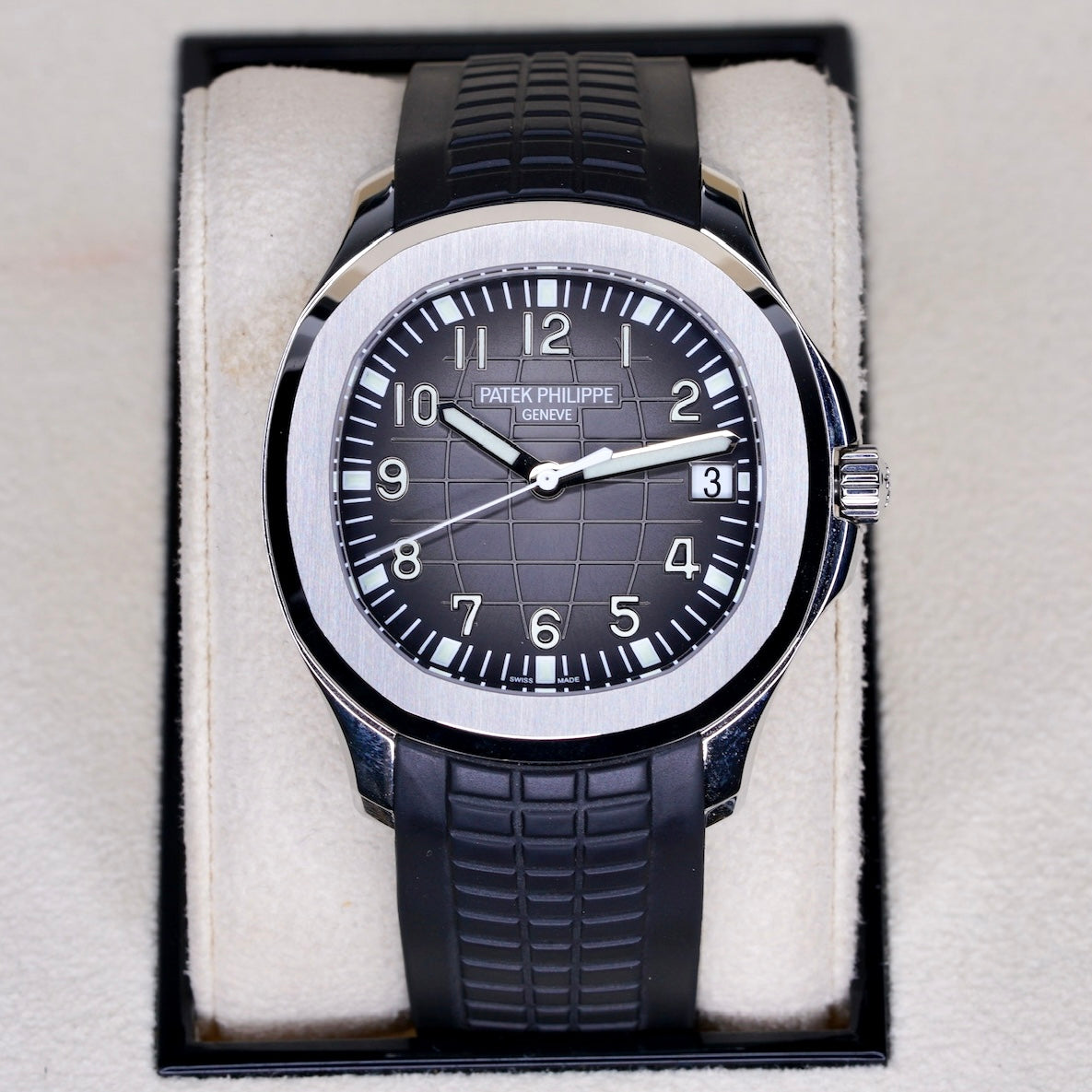 Patek Philippe Aquanaut 5167A-001 Black Dial Stainless Steel Tropical Strap 2021