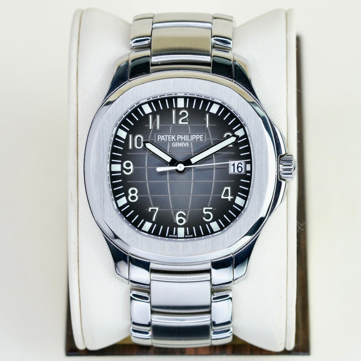 Patek Philippe Aquanaut 5167/1A-001 Black Dial Steel Bracelet 2015