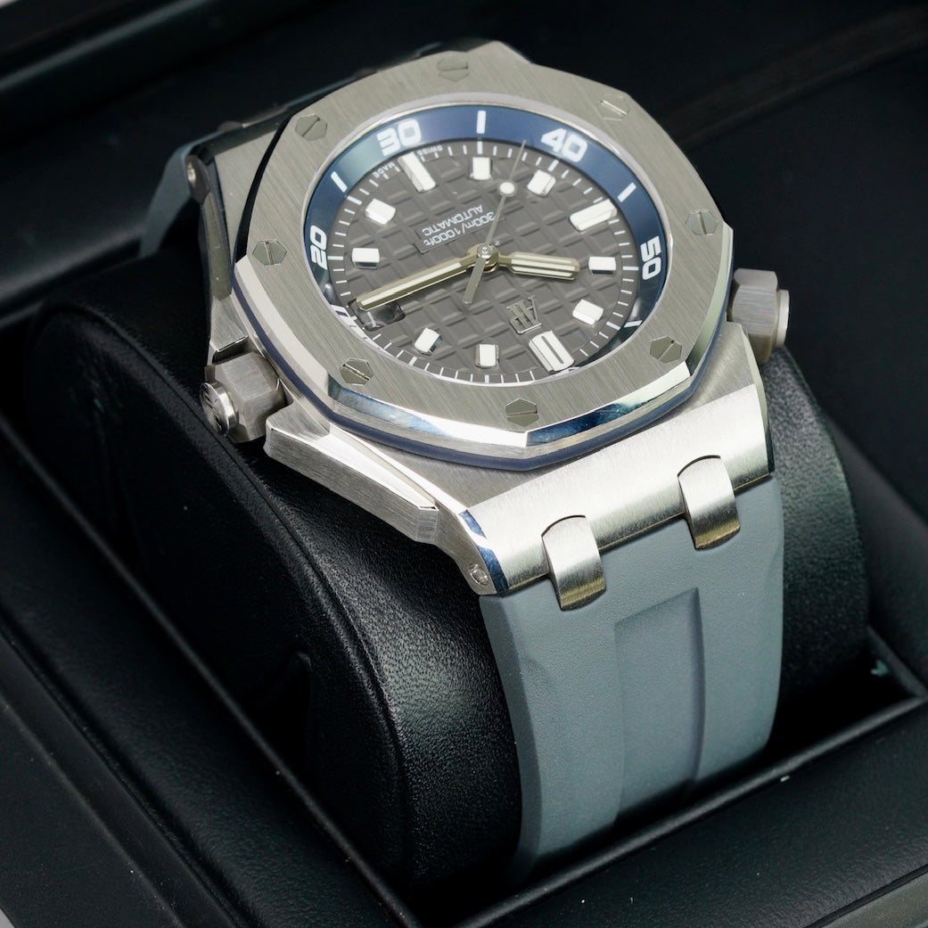 Audemars Piguet Royal Oak Offshore Diver 15720ST.OO.A009CA.01 Grey Dial Stainless Steel Rubber Strap 42mm