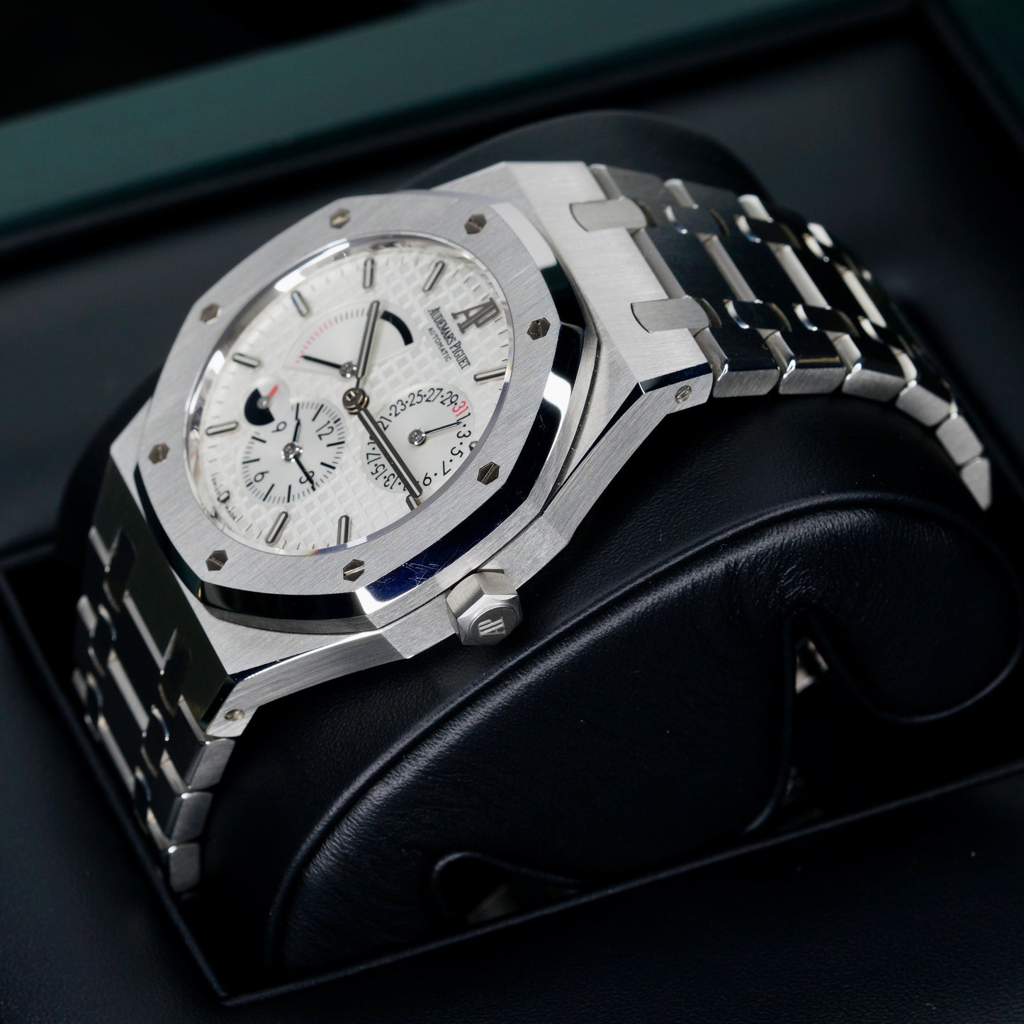 Audemars Piguet Royal Oak 26120ST.OO.1220ST.01 “DUAL TIME” White Dial Stainless Steel 39mm