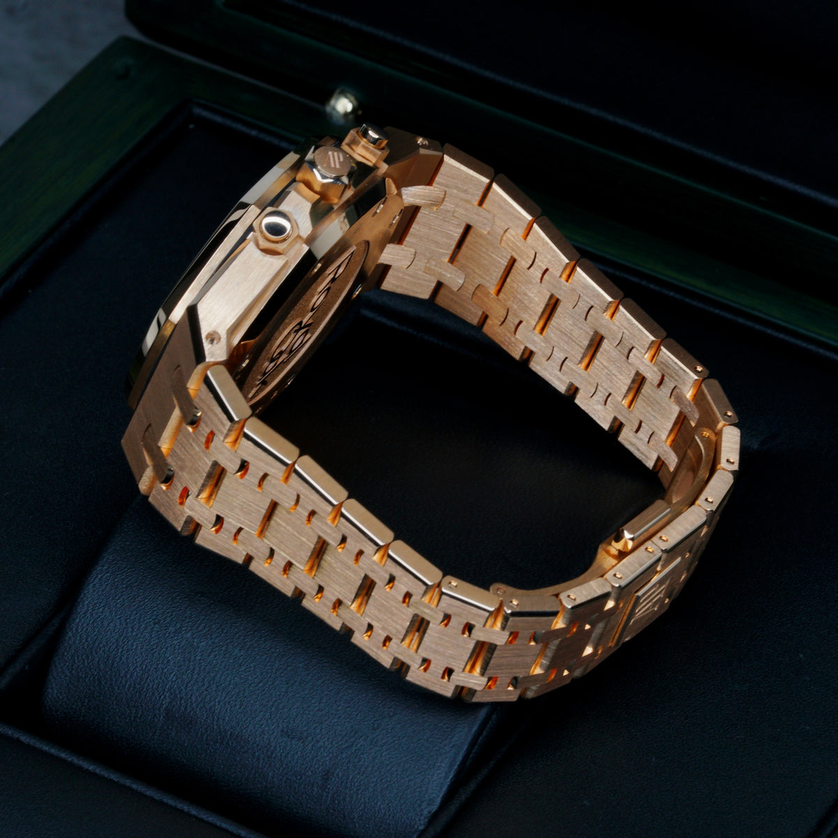 Audemars Piguet Royal Oak 26715OR.ZZ.1356OR.01 “LAMINE YAMAL” Rose Gold Diamond Bezel 37mm